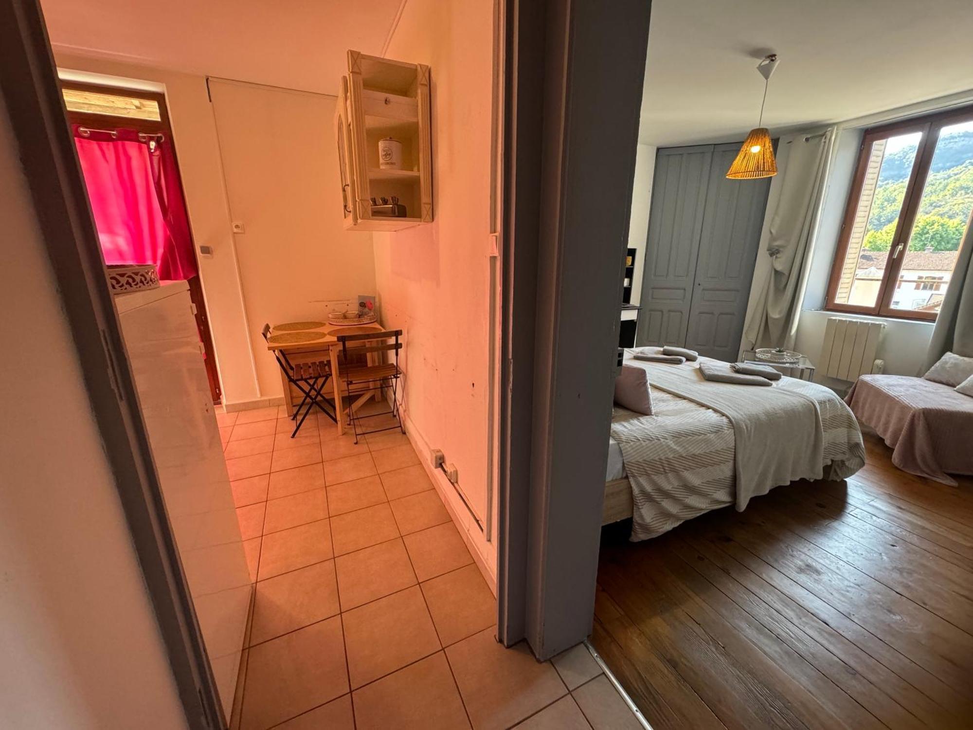 Apartment La Viarhona A Bregnier-Cordon Екстер'єр фото