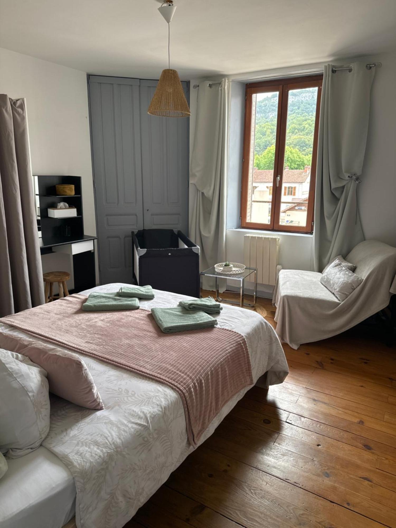 Apartment La Viarhona A Bregnier-Cordon Екстер'єр фото